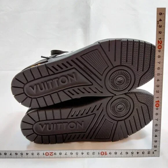 Louis Vuitton Sneakers Men Black PVC 790-073025 - Picture 8 of 9